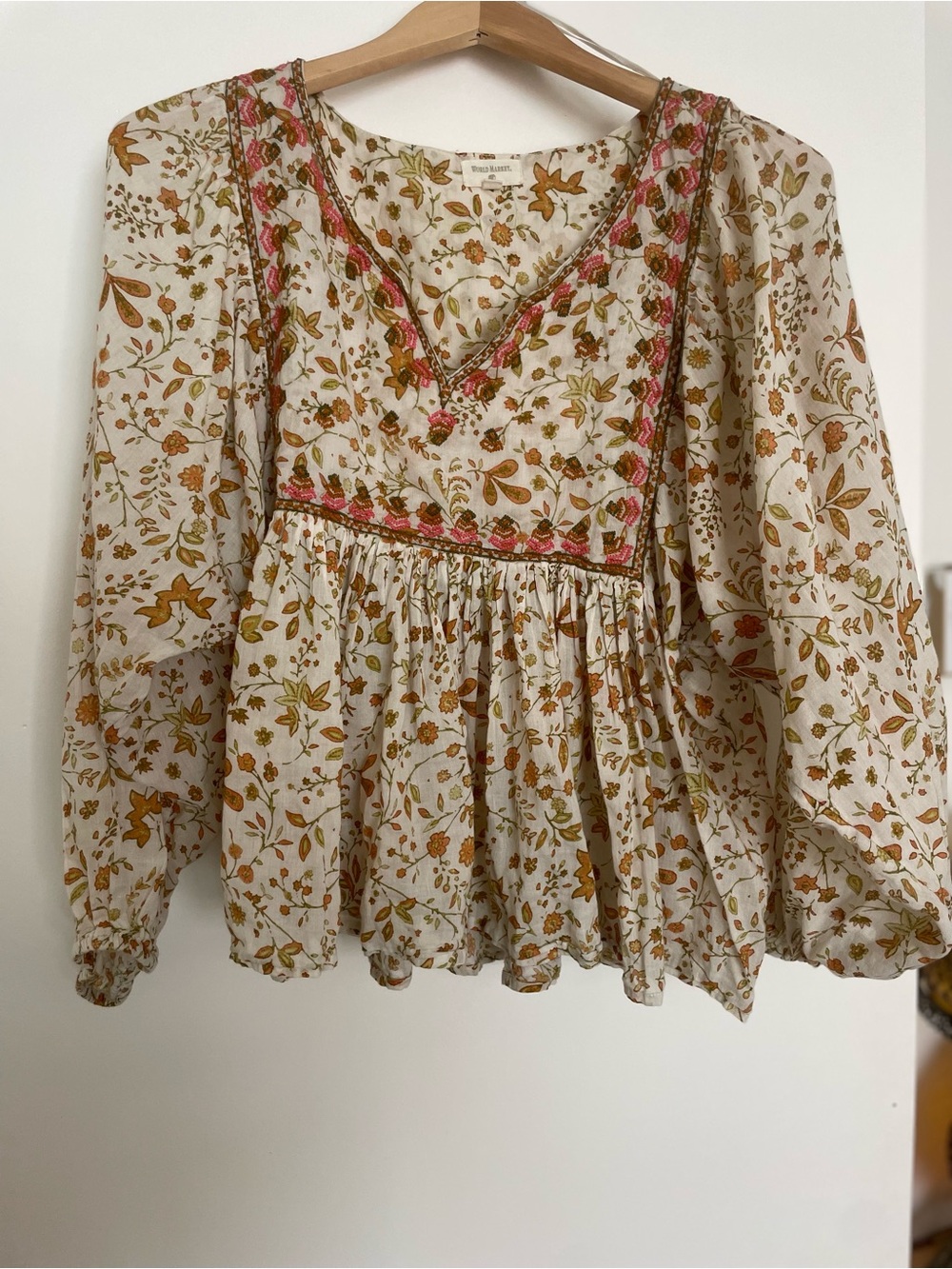 World Market Boho  Floral Peasant Top in Cream- 100% cotton